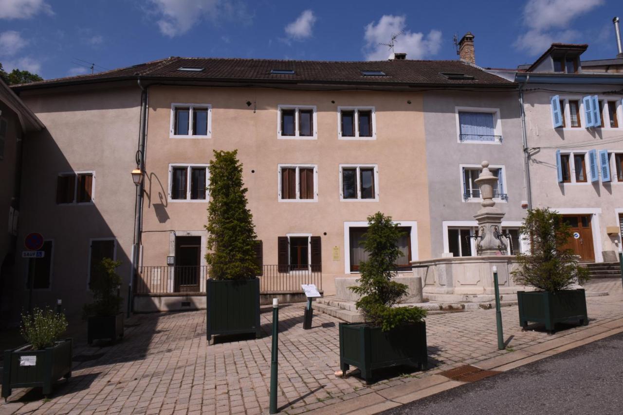 Coeur De Vieille Ville Gex Exterior photo
